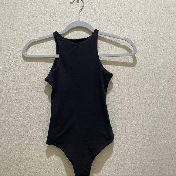 New  Skims FITS EVERYBODY HIGH NECK BODYSUIT
Color Onyx black - Picture 5 of 9